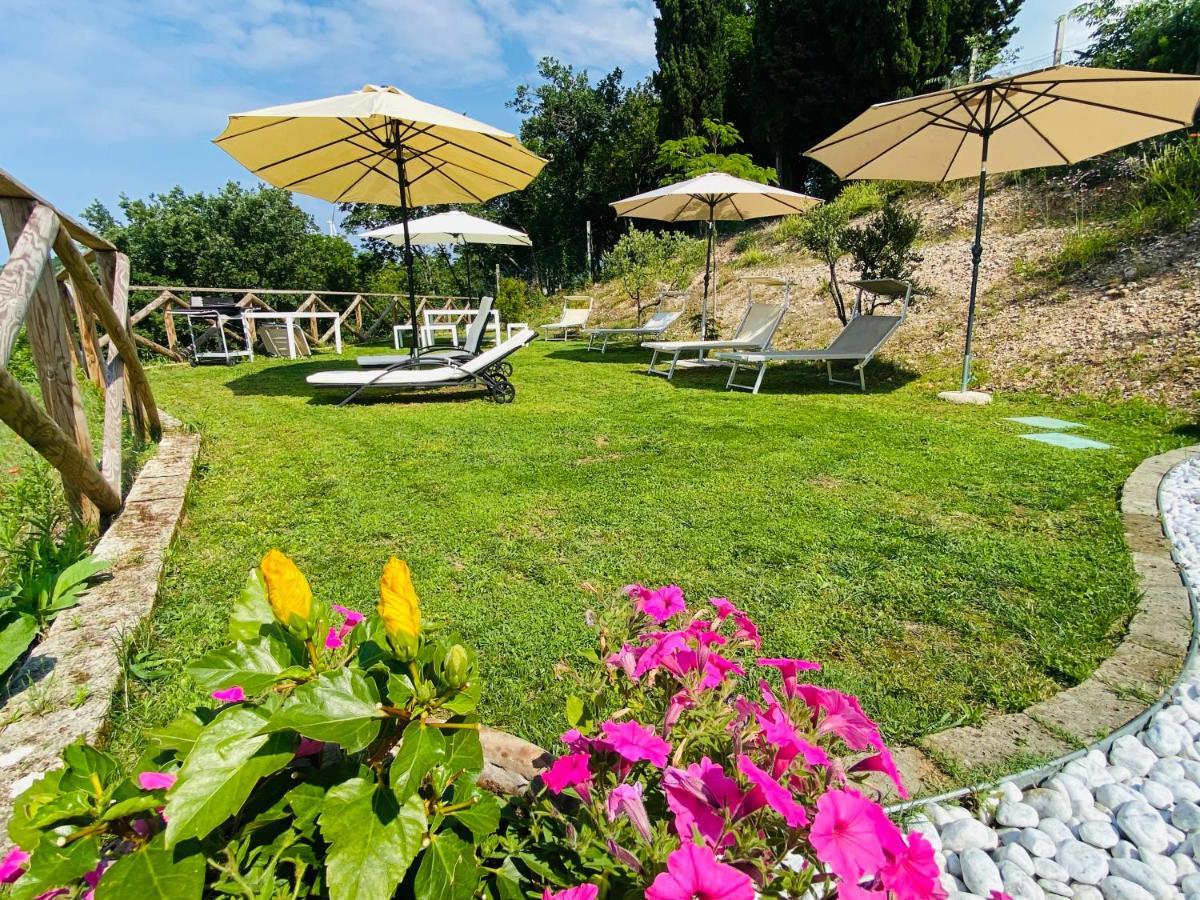 Villa Poggio Ulivo Pool-Apartments Rivoli Veronese Exterior photo